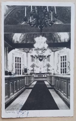 Uusikaarlepyy, kirkko sisältä, alttari, saarnastuoli p. 1935