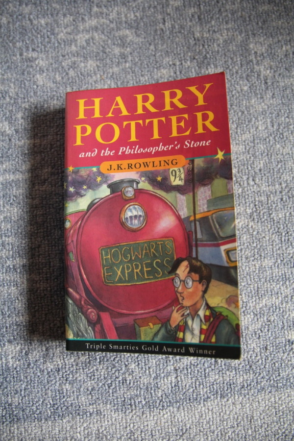 J. K. Rowling - Harry Potter and the Philosopher's Stone