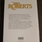 Nora Roberts - Jotain sinistä - pikkukuva 2