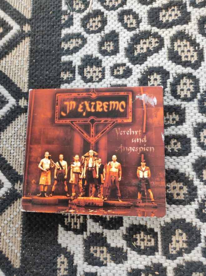 Jn Extremo Verehrt und angespien Digi