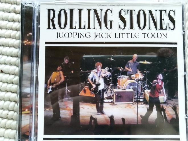THE ROLLING STONES :JUMPING JACK LITTLE TOWN
