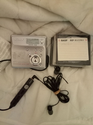 Sony MZ-N505 Net MD Walkman -kannettava MiniDisc-tallennin