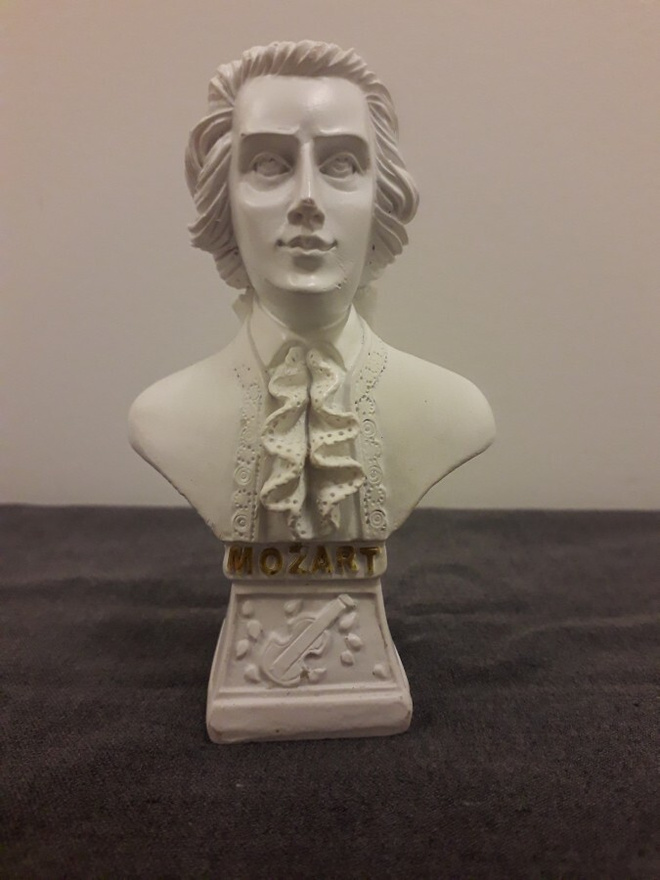 Mozart, pikkufiguuri, 14cm korkeus