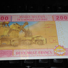 Cameroun Kamerun (CAS) 2000 Francs 2002 P208 UNC - pikkukuva 2