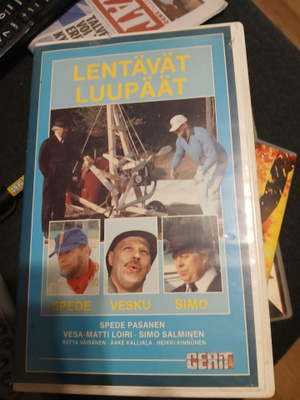 Spede lentävät luupäät