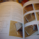 Pye : Lettercarving in wood ( 1 p. 1997 ) Sis. postikulun - pikkukuva 2