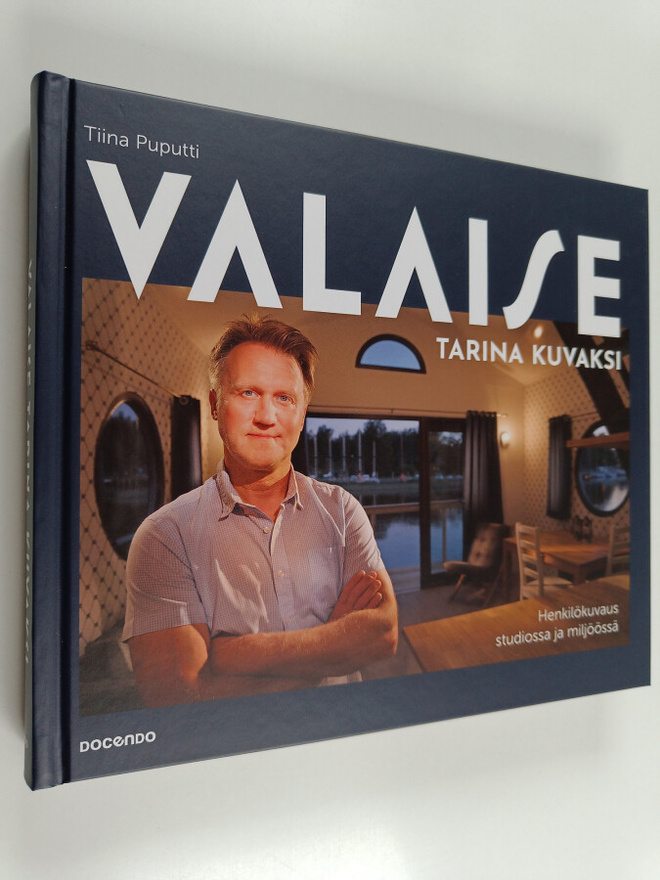 Tiina Puputti : Valaise tarina kuvaksi