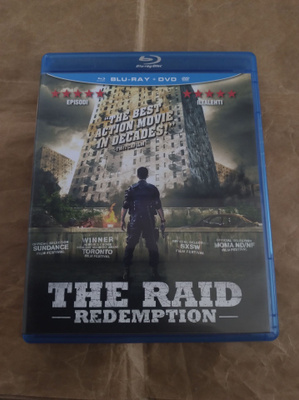The Raid redemption (Bluray) (2 levyä)