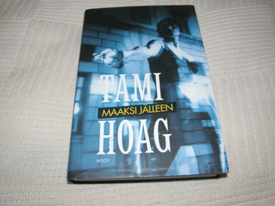 Tami Hoag Maaksi jälleen -sid