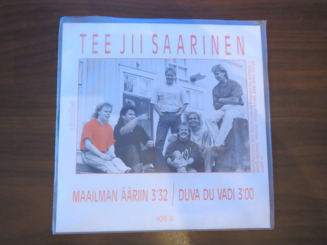 Tee Jii Saarinen: Maailman ääriin/Duva du vadi 7"