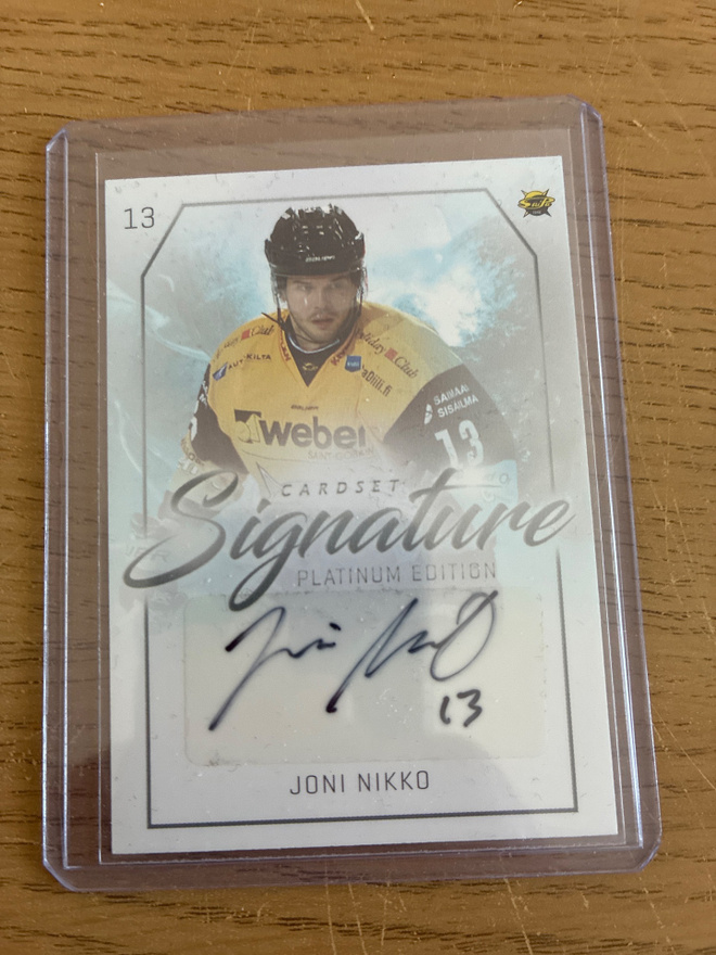 Joni Nikko Saipa cardset signature 18-19