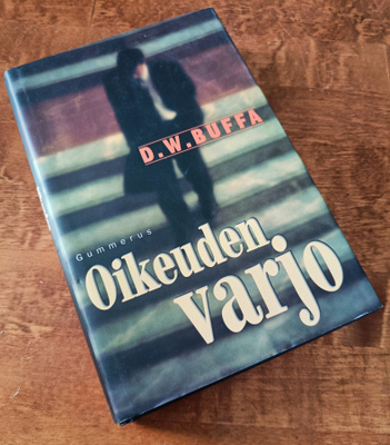 D. W. Buffa: Oikeuden Varjo