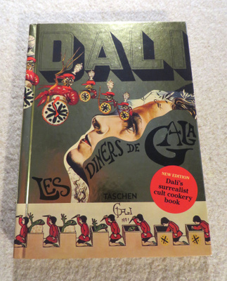 DALI: Les diners de Gala -Surrealistinen "keittokirja" -Engl