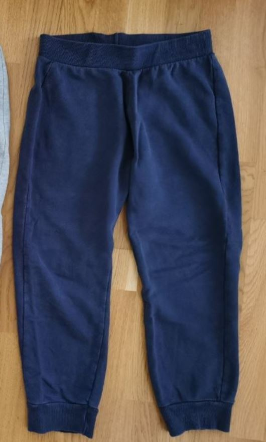 Benetton collegehousut 150 cm - siistit