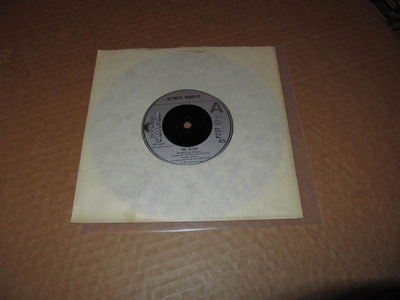 Olympic Runners 7" The Bitch / Energy Beam v.1979 EX