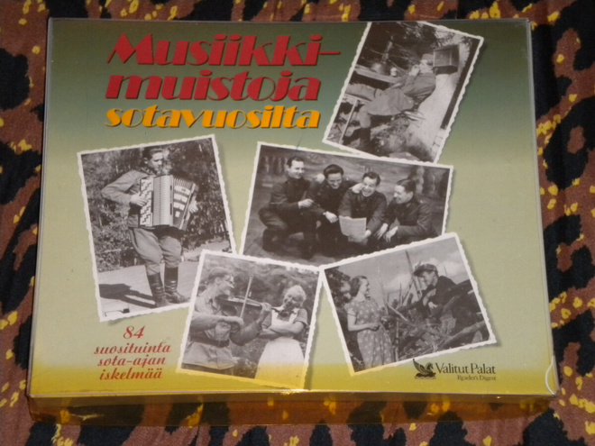5 C-kasetti box - Musiikkimuistoja Sotavuosilta - 1990 MINT-
