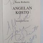 Nora Roberts : Angelan kosto (signeerattu, tekijän omiste) - pikkukuva 3