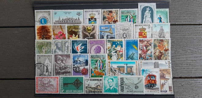 BELGIA n. 1960 luku LEIMATTUJA postimerkkejä 36 kpl