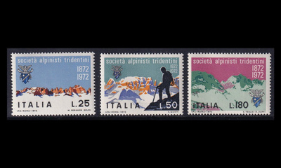 Italia 1370-2 ** Trenton alppiyhdistys 100v (1972)