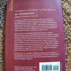 Modern Children's Litetature An Introduction - pikkukuva 2
