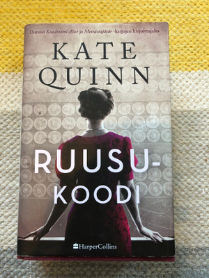Kate Quinn: Ruusukoodi. 2021. 1.p.