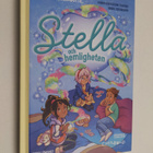 West, Madeleine : Stella och hemligheten - pikkukuva 1