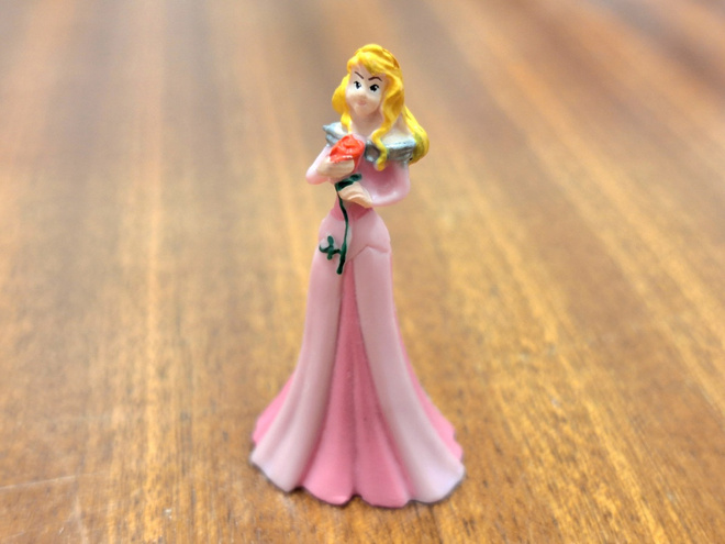 Prinsessa Ruusunen minifiguuri