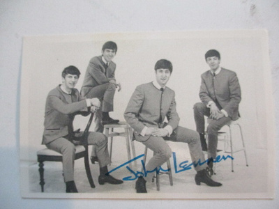 JENKKI HELLAS BEATLES N:O 33