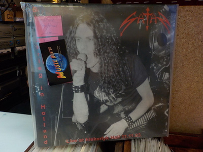 SATAN - BLITZKRIEG IN HOLLAND M-/M- RARE 2LP