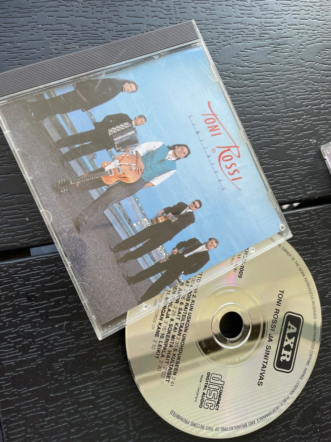 Toni Rossi & Sinitaivas . Toni rossi & sinitaivas CD 1990