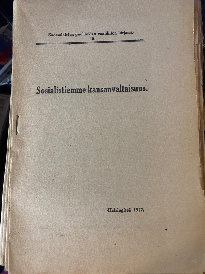 Sosialistiemme kansanvaltaisuus