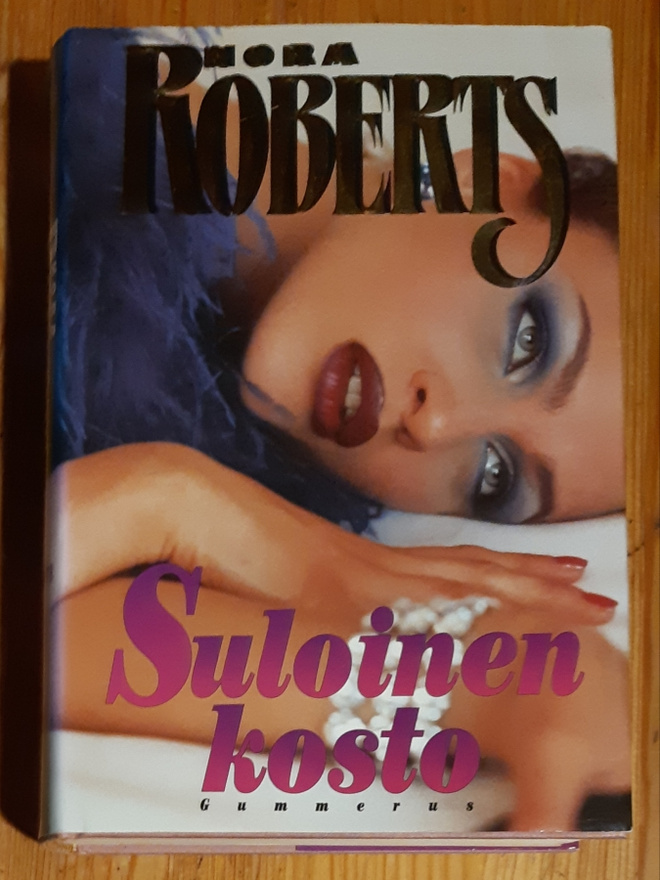 Nora Roberts - Suloinen kosto