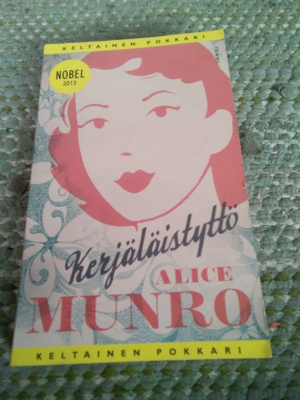 Alice Munro: Kerjäläistyttö -pokkari-