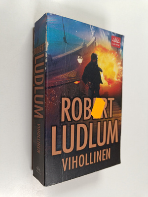 Robert Ludlum : Vihollinen