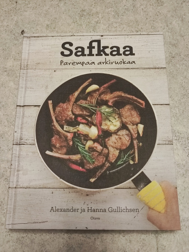 Safkaa Alexander ja Hanna Gullichsen