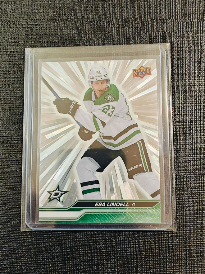 Esa Lindell - 23-24 UD Silver Outburst