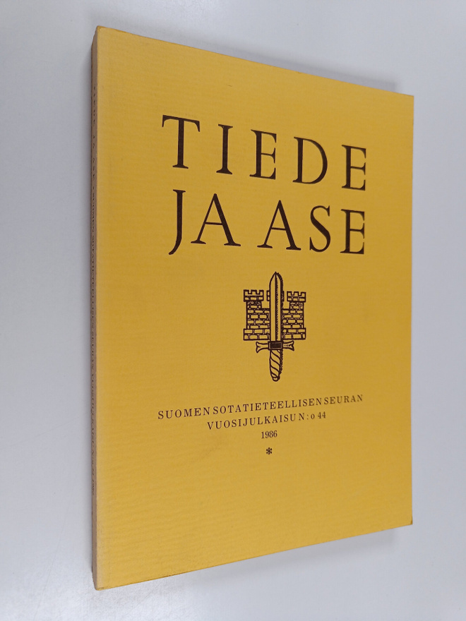 Tiede ja ase 44 : Suomen sotatieteellisen seuran vuosijul...