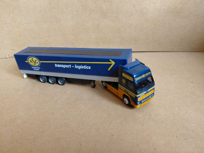 Volvo	F12 Globetrotter	Rekka	2004	sininen	ASG	1:87	Albedo
