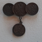 Rahakoru 25 ja 50p hopeakolikoista, neulakiinnitys - pikkukuva 1