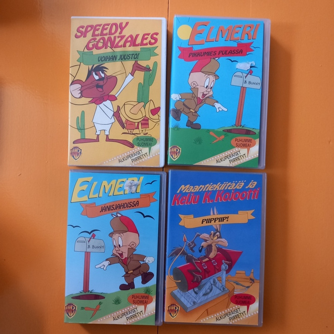 Warner bros piirrettyjä [VHS] 3,5€/kpl