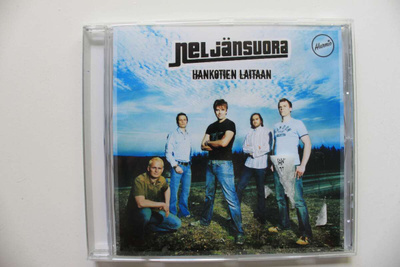 NELJÄN SUORA CD - Hankotien laitaan