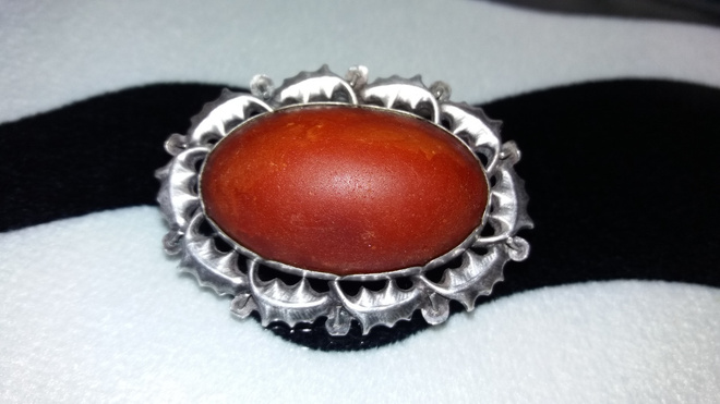Antique honey egg amber Hopea riipus Ruotsalainen