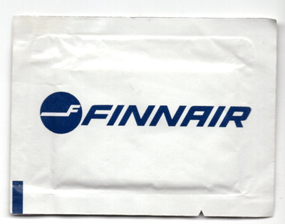 FINNAIR VANHA KOSTEUSPYYHE (avaamaton pakkaus)