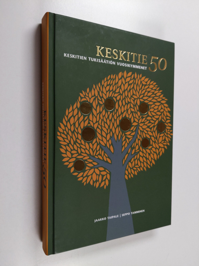 Jaakko Taipale : Keskitie 50 : Keskitien Tukisäätiön vuos...