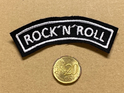 Rock ´n´Roll brodeerattu kaarimerkki