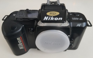 NIKON F-401 AF kameran runko -EI TOIMINTAKUNTOINEN
