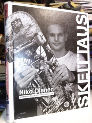 Niko Ojanen :  Skeittaus ( SIS POSTIKULU)