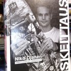 Niko Ojanen :  Skeittaus ( SIS POSTIKULU) - pikkukuva 1