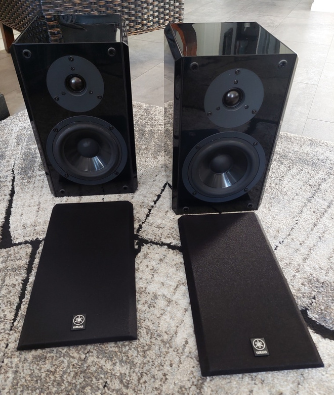 Yamaha NX-E200 HiFi kaiutinpari