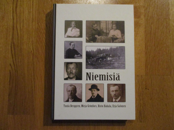 Niemisiä TUULA BERGGREN-MIRJA GRÖNFORS-RISTO HAKALA-ERJA SAL